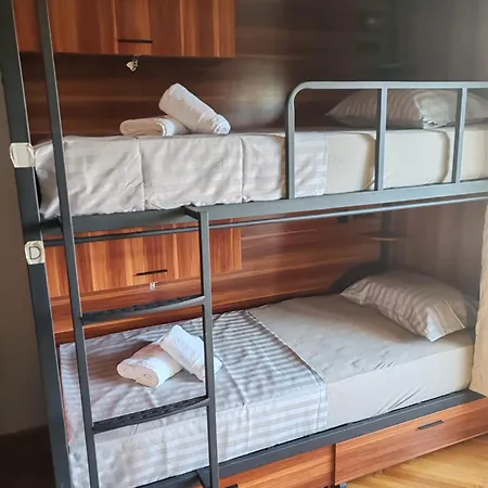 Pulp Fiction Hostel Zadar