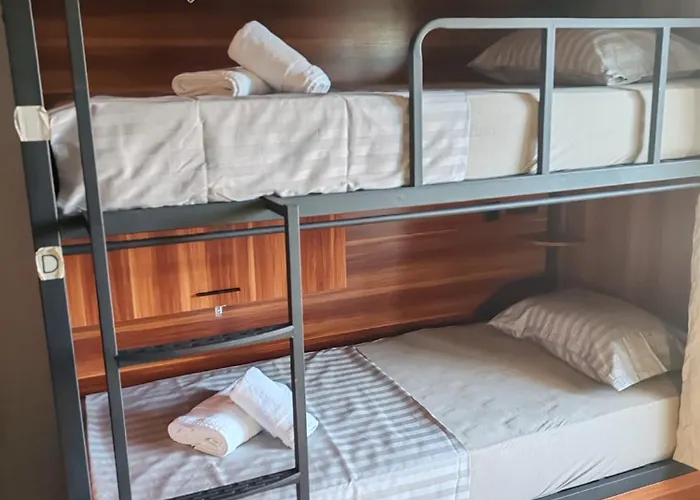 Pulp Fiction Хостел Задар